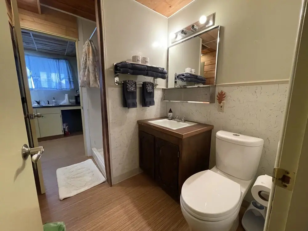 Bayshore RV Park & Guest Suites