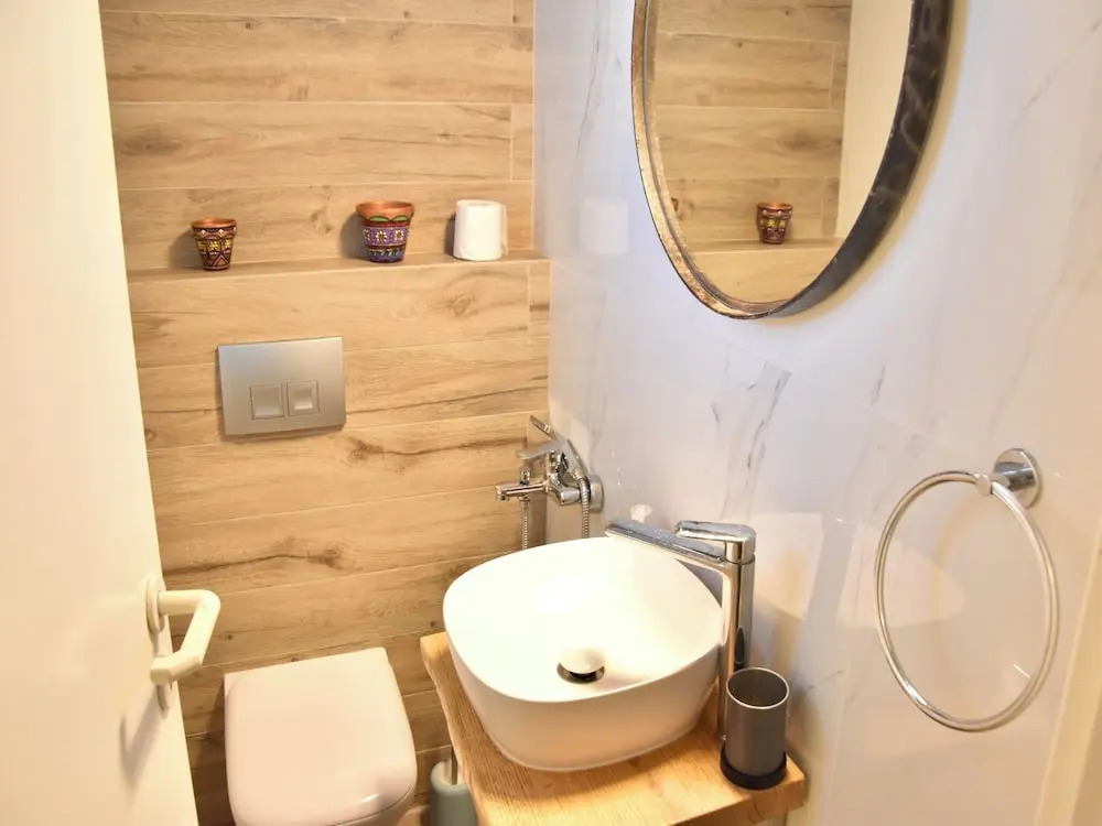 Stay at Beachfront Villa Lilia in Pefkohori, Halkidiki for a Dreamy Vacation