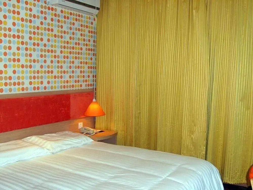 Home Inn Suzhou University Branch