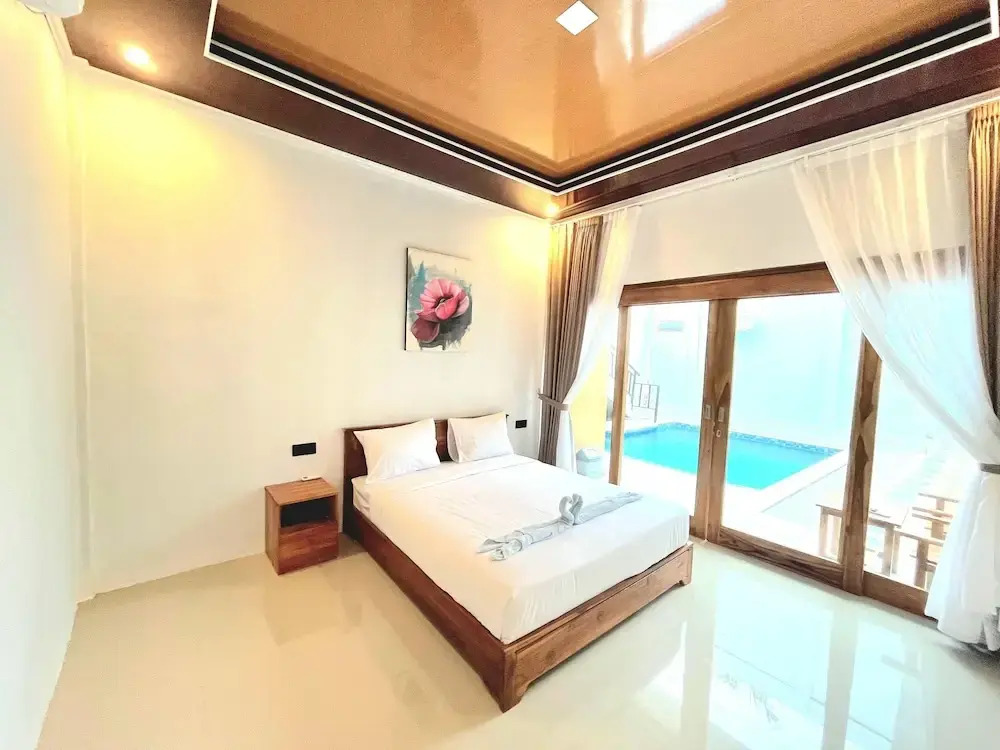 NeNa Eat & Sleep Kuta