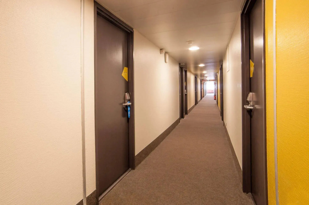 B&B HOTEL Lyon Saint-Bonnet Mi-Plaine