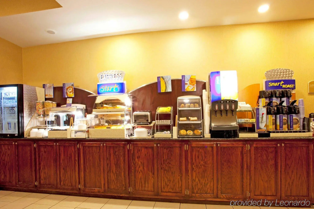 Holiday Inn Express by IHG