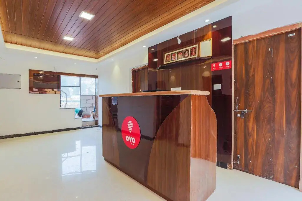Sri Krishna Inn By OYO Rooms