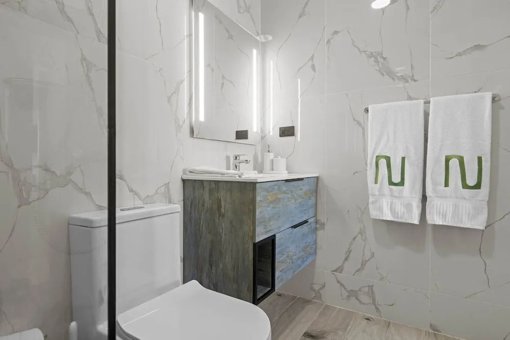 NOK Elegant 2BR Apt by Vistacana