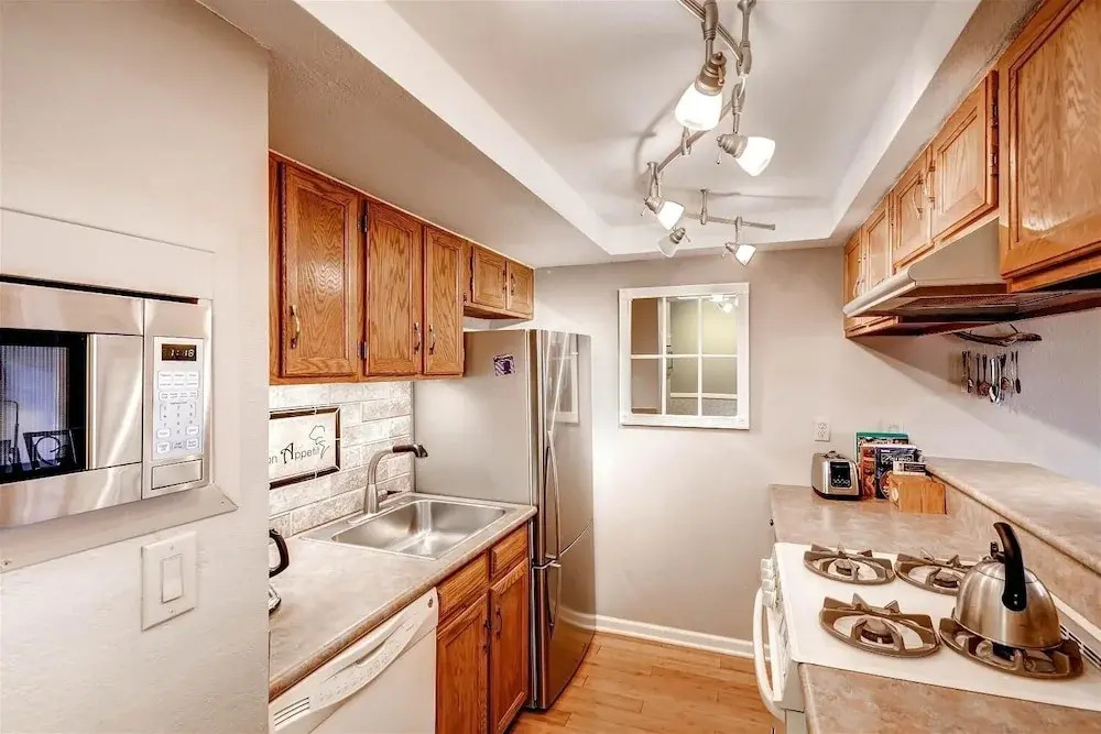 Mountainside Snowview Condo : Cool Frisco Location