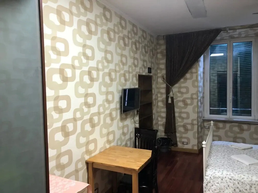 Friendhouse2