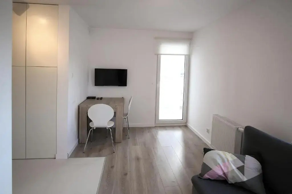 100-SIO Apartamenty