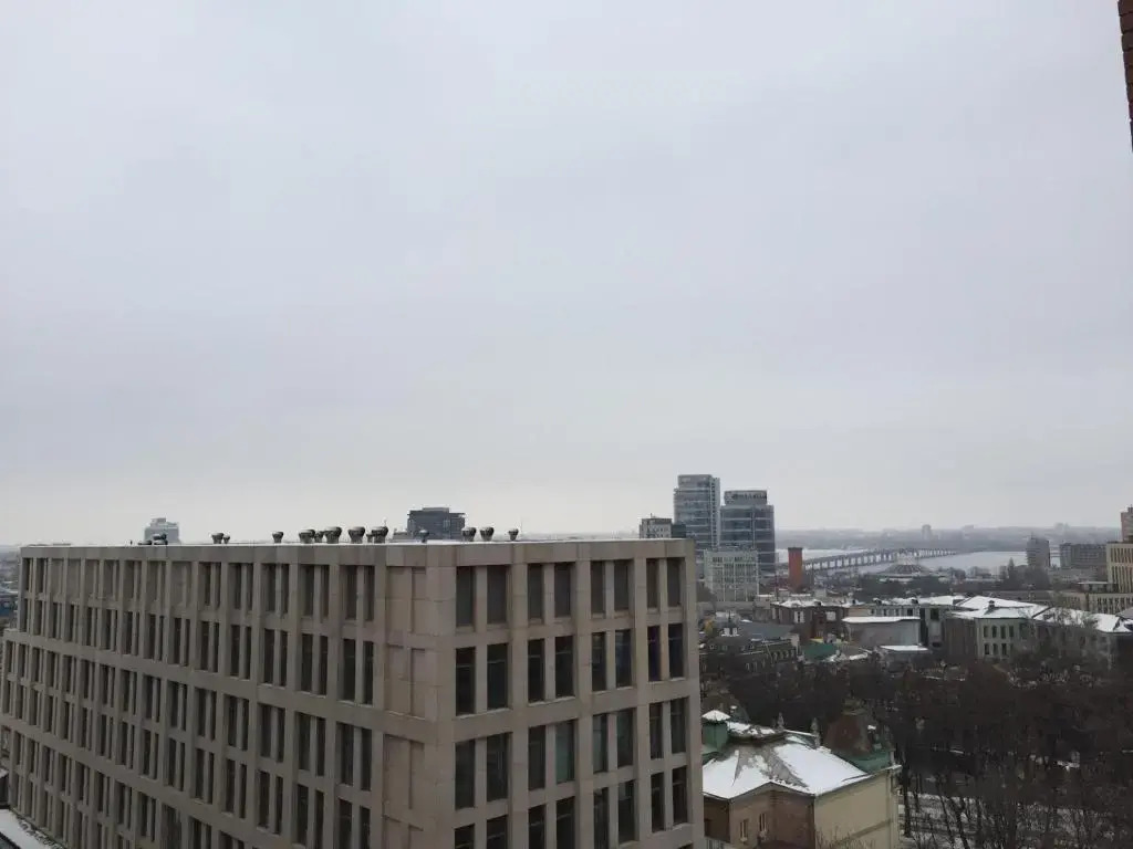 Lux 3-bedroom apartment in Most City area