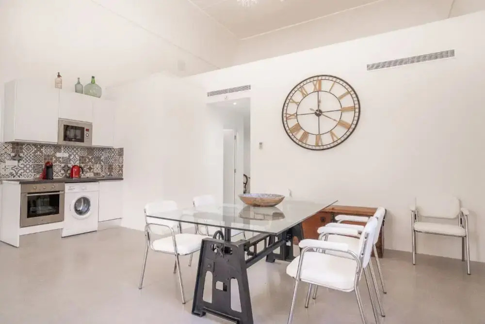 Vintage Palma Palace Apartments TI by PriorityVillas
