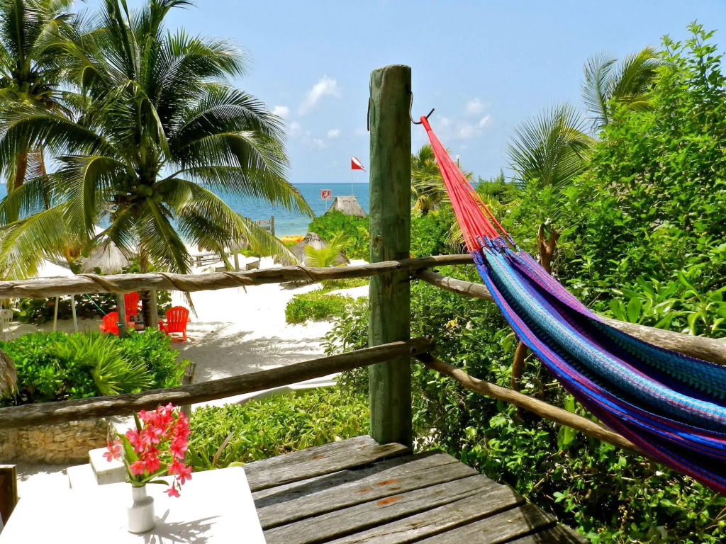 Acamaya Reef Cabanas - Caravan Park