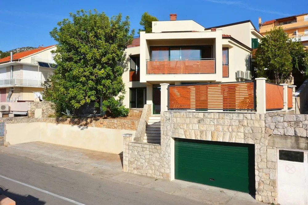 Villa Karaber