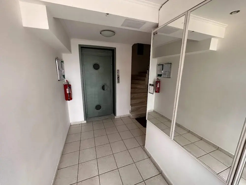 VerGian Brand New Apt at Agioi Theodoroi