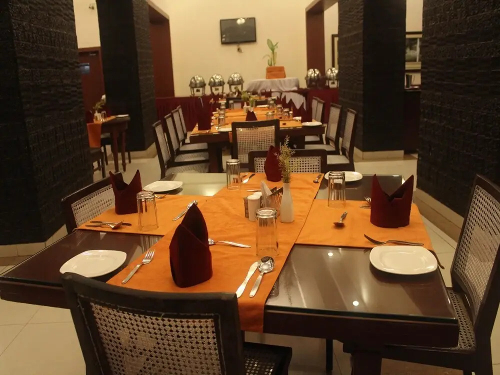 OYO 3010 Chanakya BNR Hotel