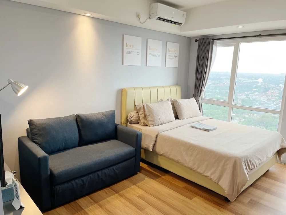 Cozy Place @ Studio The Breeze Bintaro Plaza Apartment