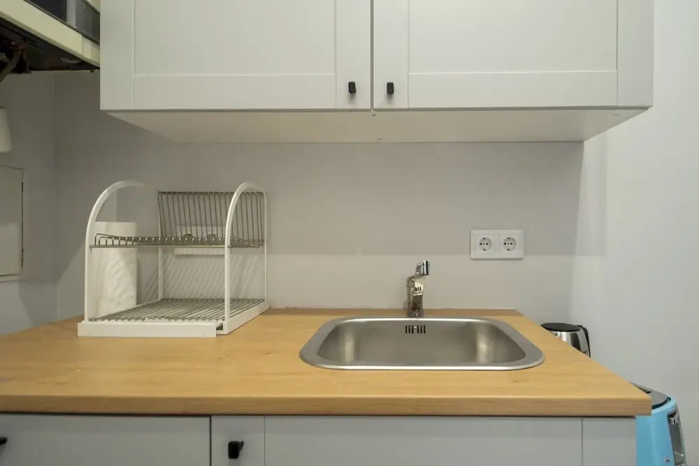Cute and Cozy Studio - Close TO THE Center
