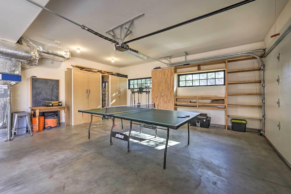 Custom Home < 2 Mi to Downtown Boise