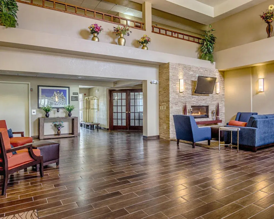 Baymont Inn and Suites Grafton