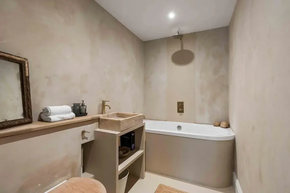 Chantry House With Free Parking By My Getaways