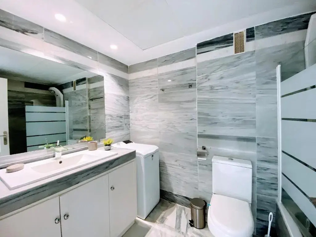 Ricardo Soriano 16 - EaW Homes