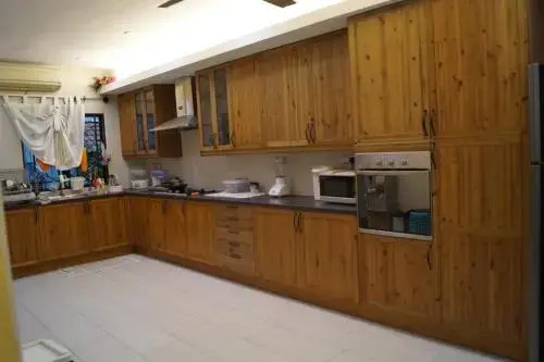 Warm House@Meet2Stay