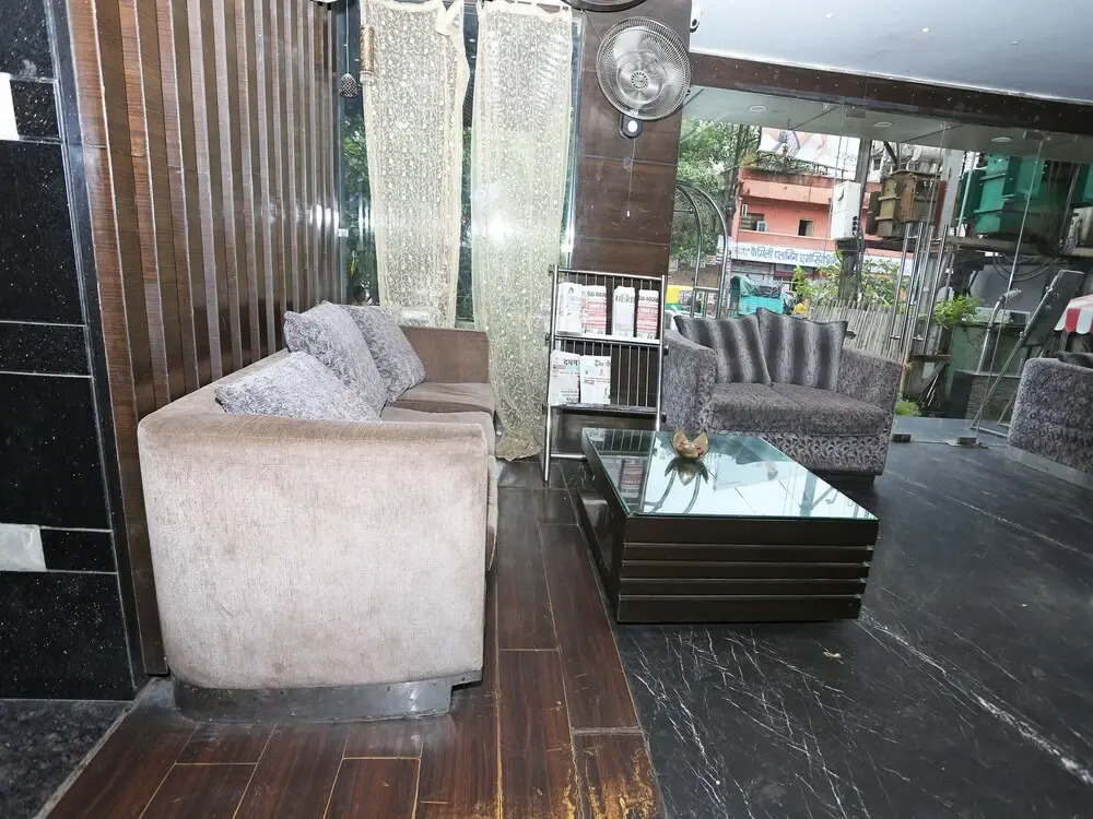 Capital O 5895 M K Vivanta
