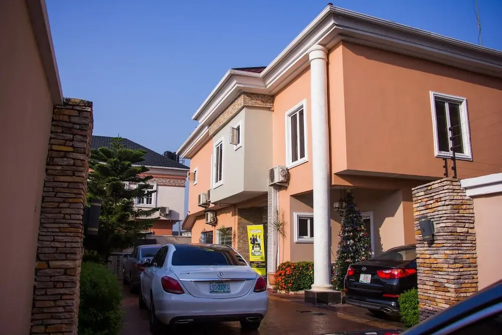 Extended Stay Grand Hotel