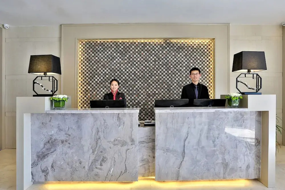 Oriental Hotel