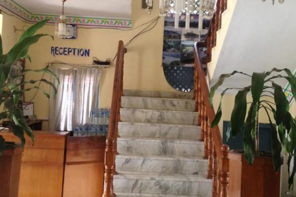Hotel Deep Oasis