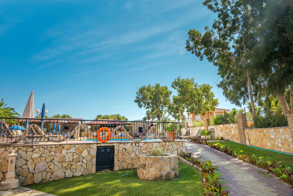 Sotiris Studios