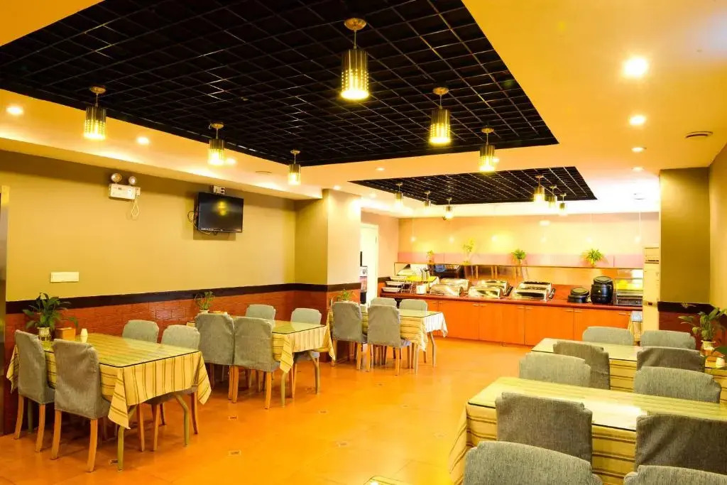 Home Inn Pingxiang Lvyin Square