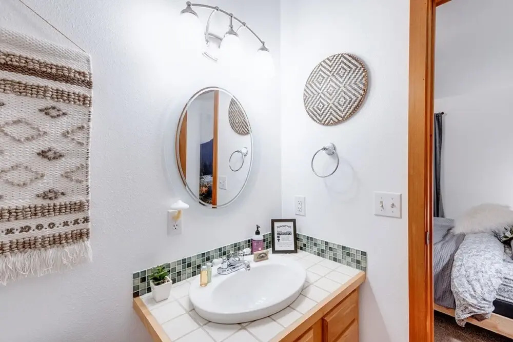 Mt Baker Lodging Cabin 64 – FRPL, WIFI, SLEEPS 6! by MBL