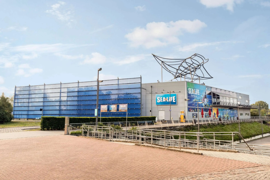 Super 8 By Wyndham Oberhausen