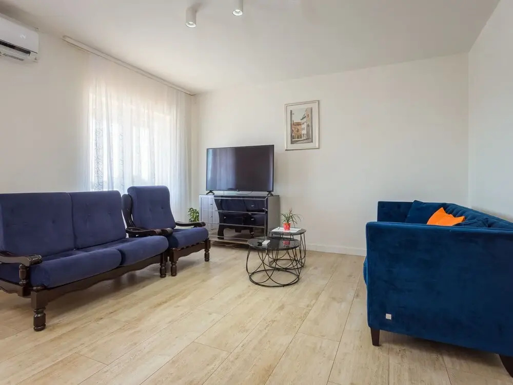 Maris Pula in Pula With 2 Bedrooms and 1 5 Bathrooms