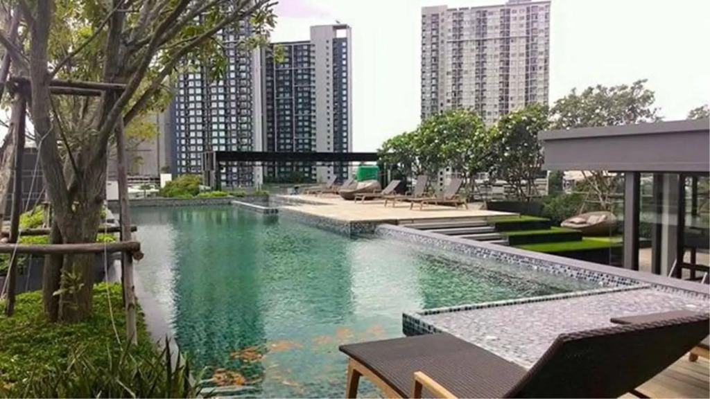 THE BASE Park West By Favstay
