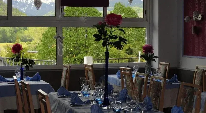 Logis Hôtel Restaurant SPA le Beau Site