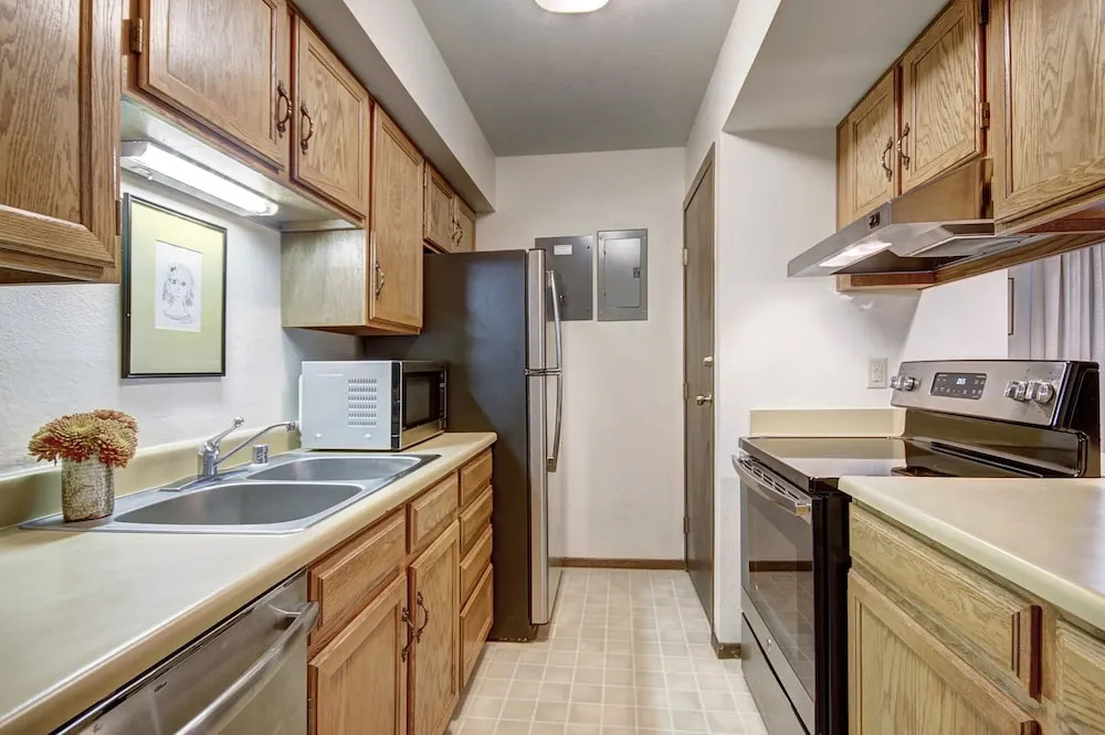 Peak One 206 2 Bedroom Condo by RedAwning