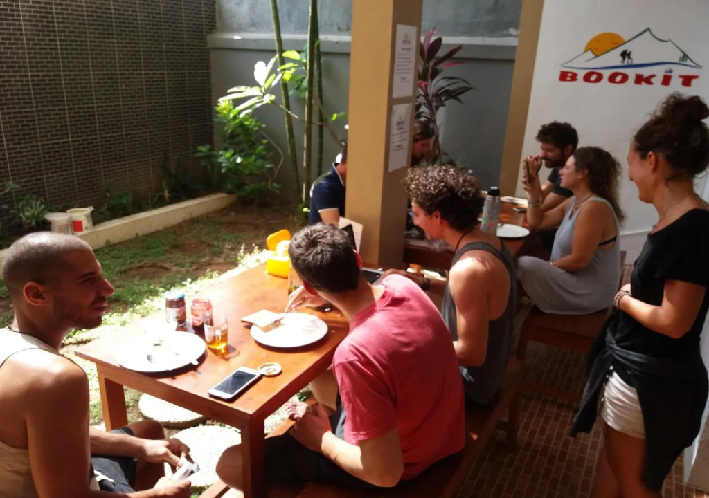 Bookit Backpacker Hostel