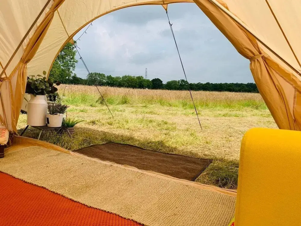 Private Glamping in a Vintage Caravan & Bell Tent