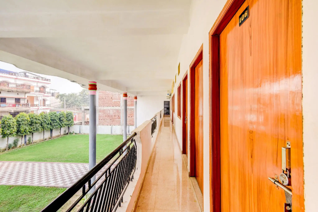 SPOT ON 63206 Usha Guest House