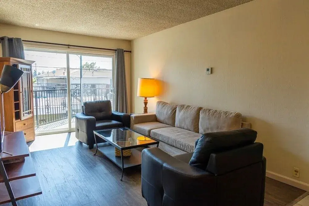 Comfortable and Clean 2-bedroom in Santa Clara