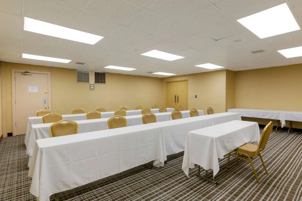 Quality Inn & Suites - Greensboro-High Point