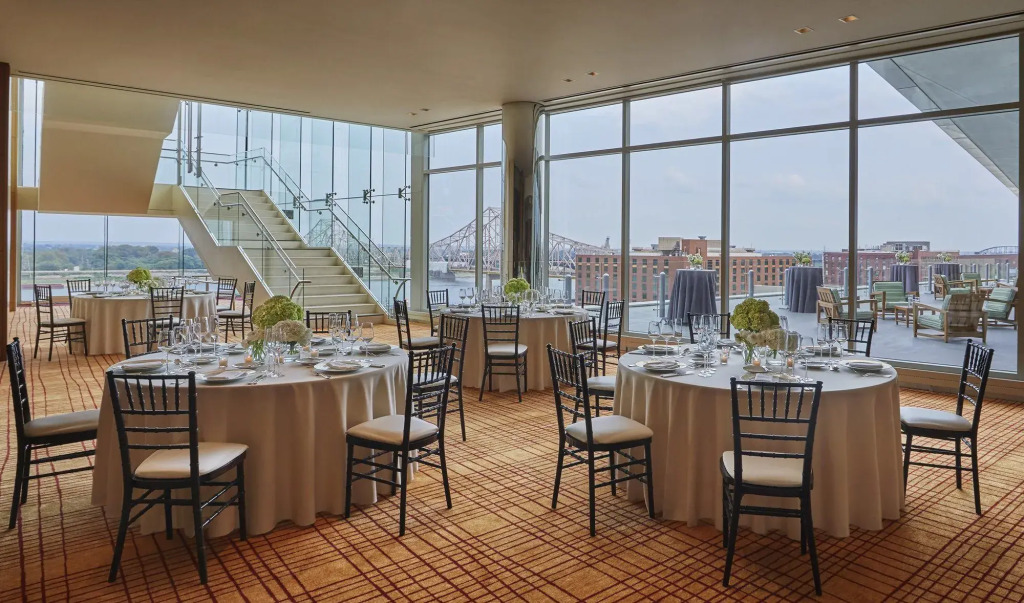 Four Seasons St. Louis