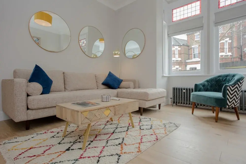 Modern 3 Bedroom Flat in West Hampstead