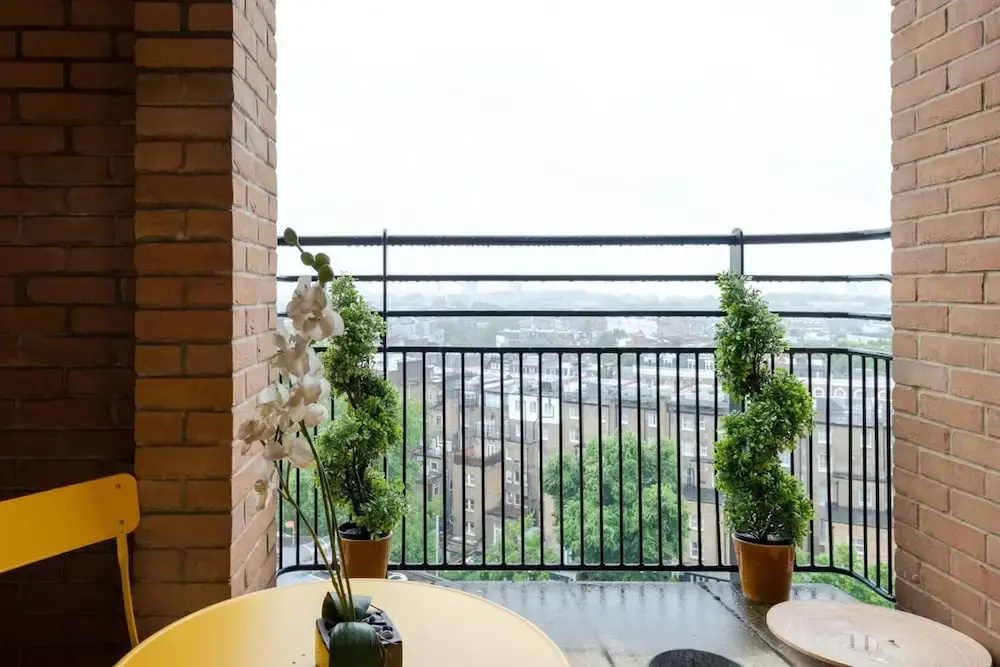 Central 2BR Home in Heart of Kensington, 4 Guests