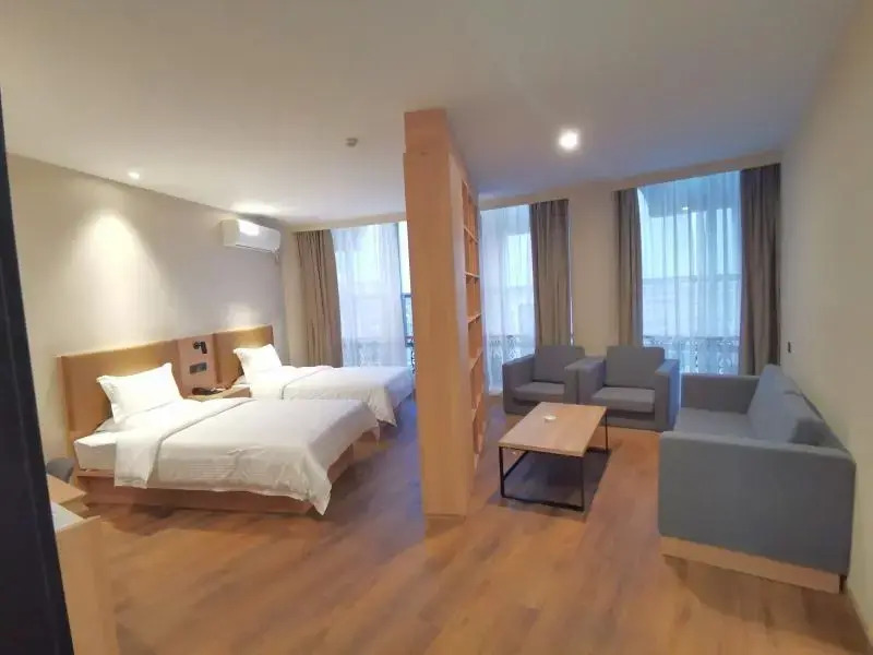 GreenTree Inn Nantong Haimen Zhengyu Town Government