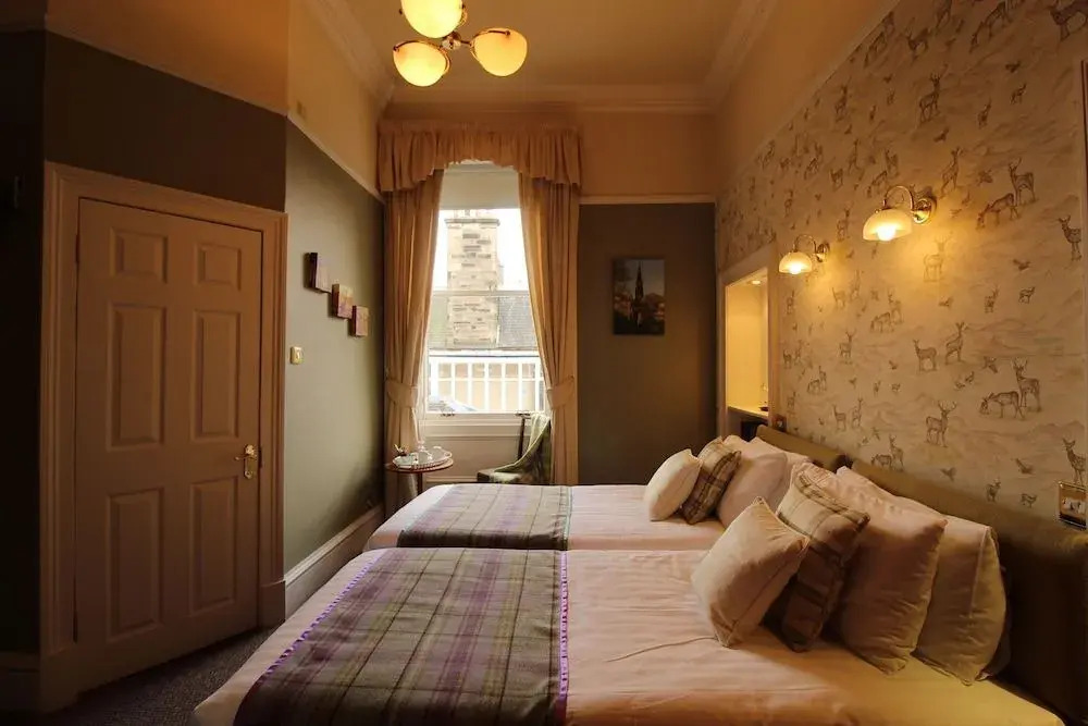 Dunedin Guest House