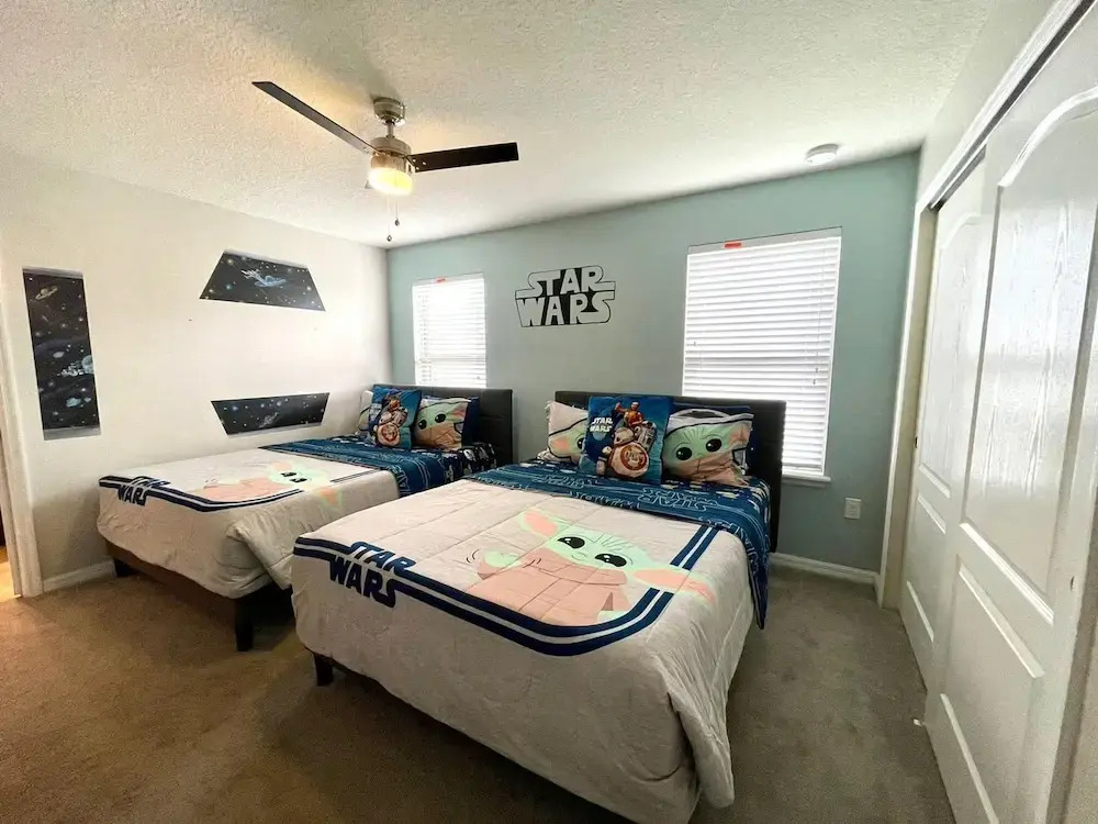 Home 8 Bdrm at Windsor Westside With Top Amenities