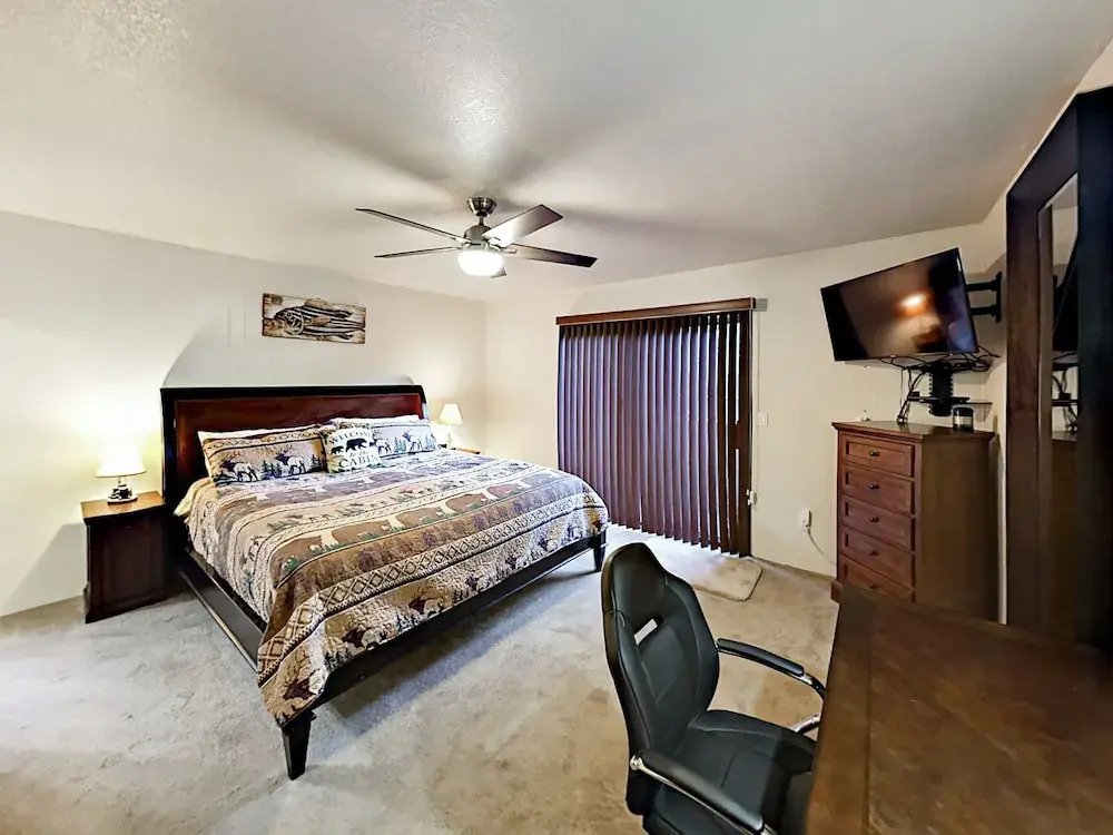 618 Talmadge Home 2 Bedrooms 2 Bathrooms Home