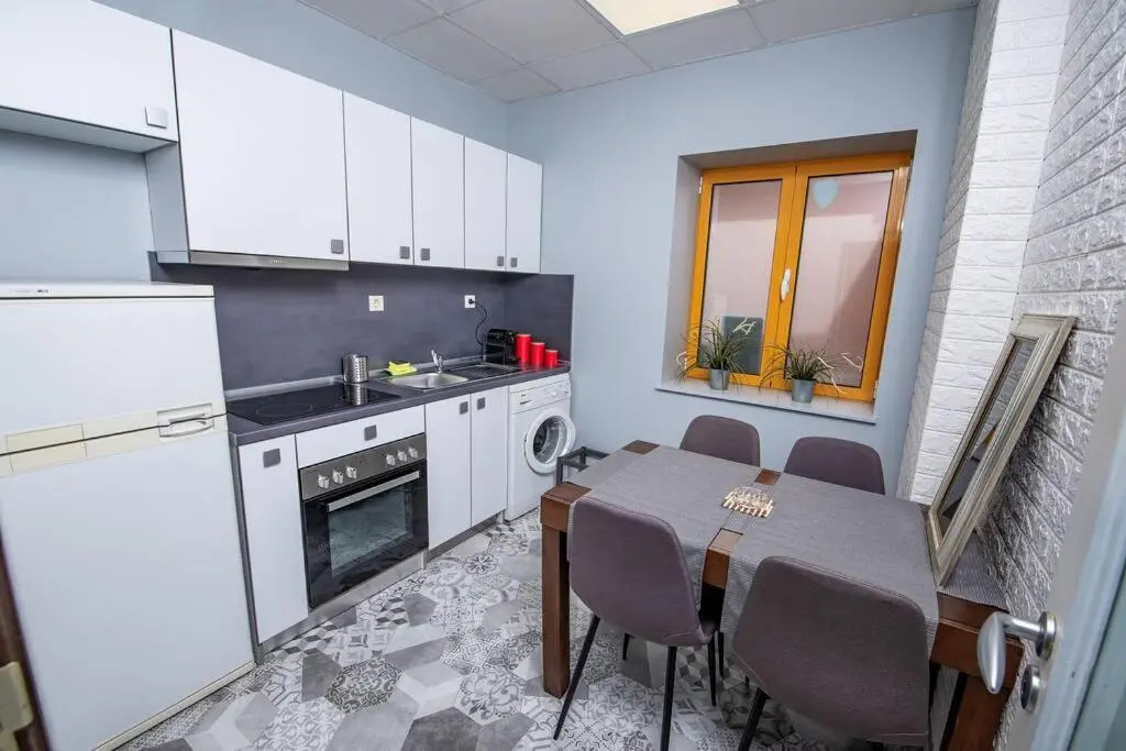 Huge Stylish Apartment Monroe 1 / City Centre