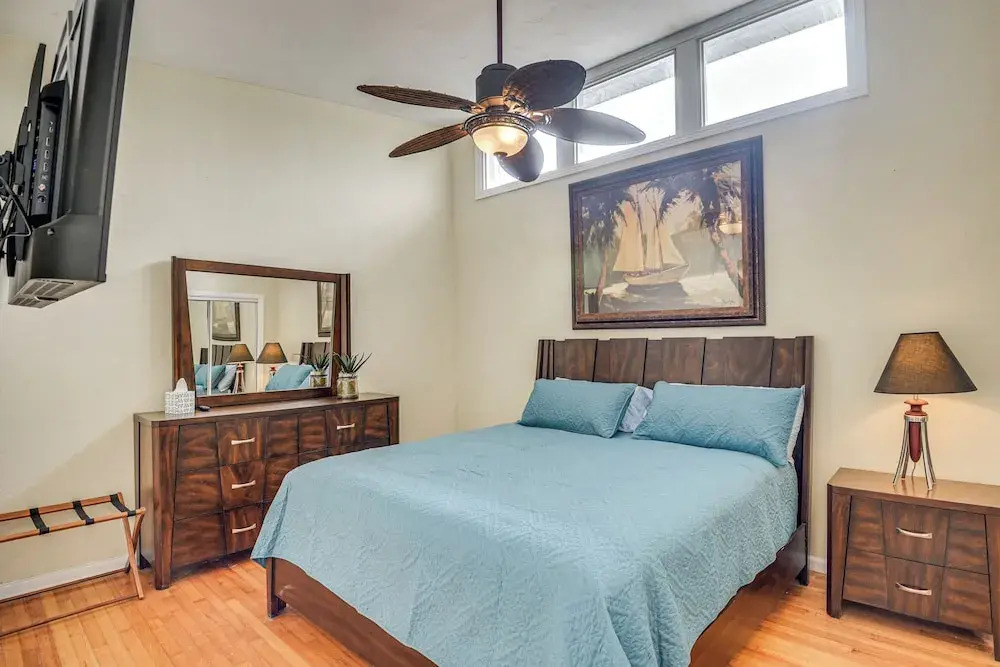 3 Mi to Beach & Boardwalk: Riverfront Daytona Home